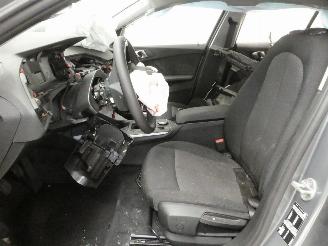 BMW 1-serie HATCH I picture 14