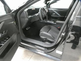 Opel Astra 1.5D  GS LINE picture 9