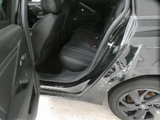 Opel Astra 1.5D  GS LINE picture 11