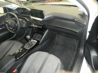 Peugeot 208 II ALLURE picture 11