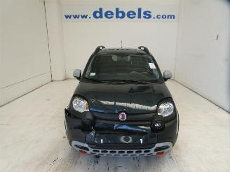 Coche accidentado Fiat Panda CITY CROSS 2022/10