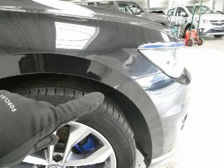 Volkswagen Passat GTE picture 12