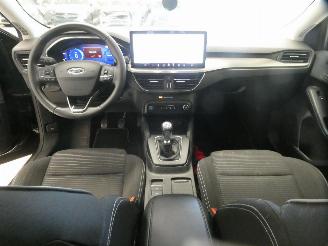 Ford Focus TITANIUM X picture 21