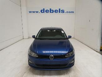 krockskadad bil auto Volkswagen Polo TRENDLINE 2021/4