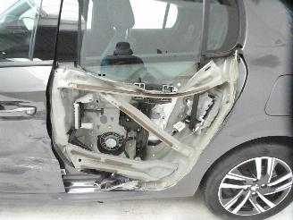 Peugeot 208 II ALLURE picture 6