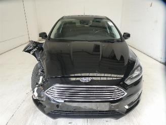 Ford Focus TITANIUM picture 2