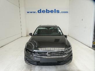 uszkodzony samochody osobowe Volkswagen Passat GTE 2022/3