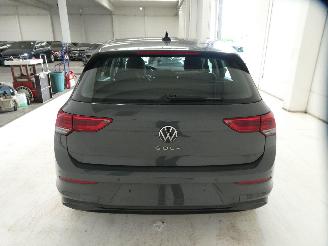Volkswagen Golf  picture 6