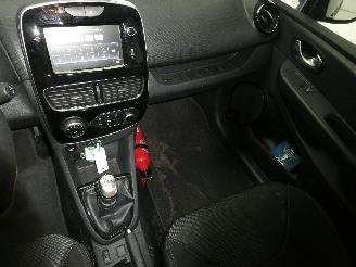 Renault Clio IV GRANDTOUR picture 11