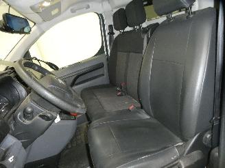 Opel Vivaro 1.5 TURBO picture 19