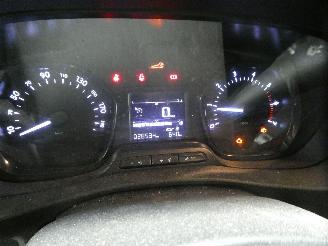 Opel Vivaro 1.5 TURBO picture 16