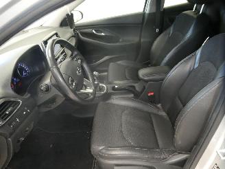 Hyundai I-30 FASTBACK picture 17