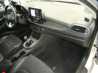 Hyundai I-30 FASTBACK picture 12