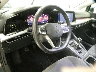 Volkswagen Golf VIII 1.0 TSI picture 17