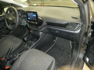Ford Fiesta TREND picture 12