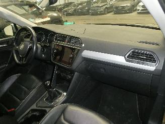 Volkswagen Tiguan COMFORTLINE picture 22