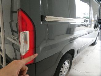 Peugeot Boxer 2.2D picture 10