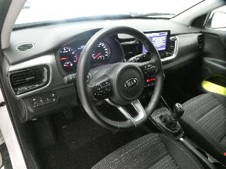 Kia Stonic  picture 14