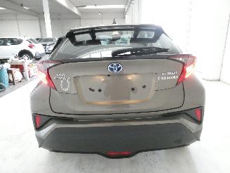 Toyota C-HR  picture 5