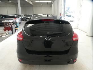Ford Focus TITANIUM picture 6
