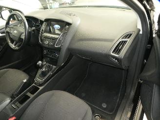 Ford Focus TITANIUM picture 13