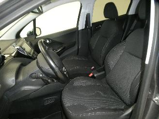 Peugeot 208 TECH EDITION picture 18