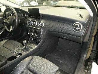 Mercedes A-klasse 1.5D A 180 D picture 16