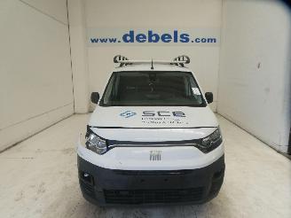 uszkodzony samochody osobowe Fiat Doblo  2023/5
