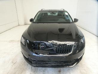 Skoda Octavia AMBITION picture 2