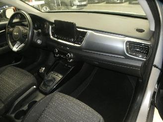 Kia Stonic  picture 12