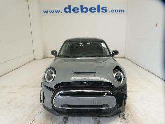 krockskadad bil auto Mini Cooper  2022/2
