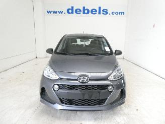 damaged passenger cars Hyundai I-10 I 10 AIR 2018/2