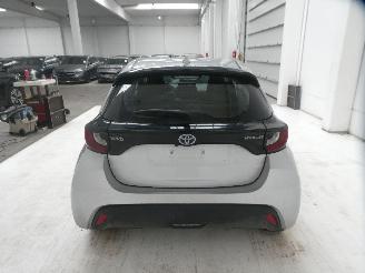Toyota Yaris DYNAMIC 1.5VVT - HYB picture 8