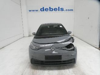 damaged passenger cars Volkswagen ID.3  2023/3