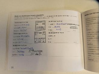 Porsche 911 CARRERA 4S COUPE picture 18