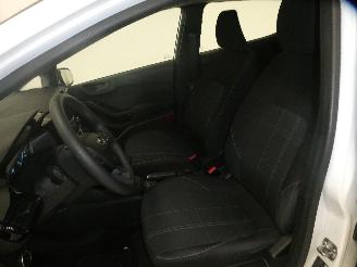 Ford Fiesta  picture 14