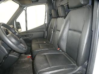 Mercedes Sprinter  picture 23