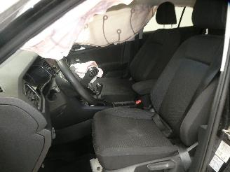 Volkswagen T-Roc UNITED picture 22