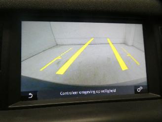 Land Rover Discovery 2.0D SPORT picture 17