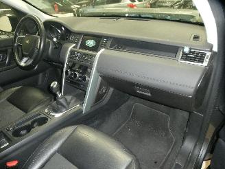 Land Rover Discovery 2.0D SPORT picture 12