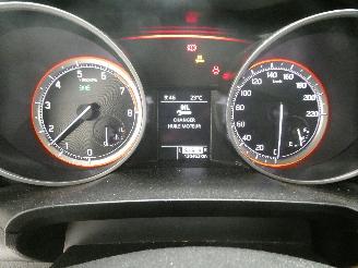 Suzuki Swift GL picture 16