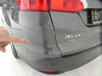 Ford Focus TITANIUM picture 5
