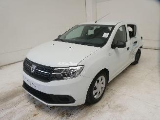Dacia Sandero ESSENTIEL picture 3