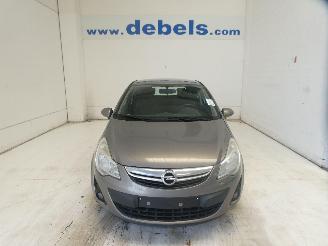 Vaurioauto  passenger cars Opel Corsa  2011/4