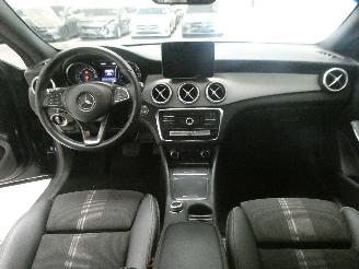 Mercedes Cla-klasse COUPE picture 19