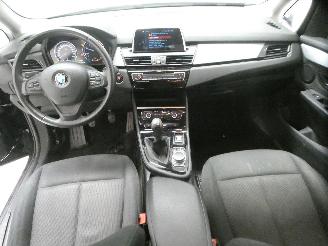 BMW 2-serie 216D picture 18