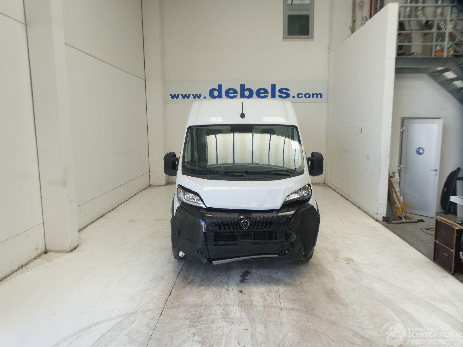 Peugeot Boxer 2.2D