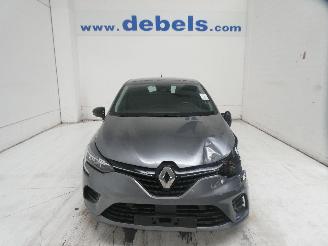 krockskadad bil auto Renault Clio V EQUILIBRE 2023/7