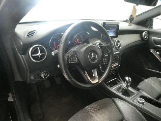 Mercedes Cla-klasse 200 D picture 11