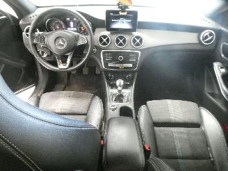 Mercedes Cla-klasse 200 D picture 10